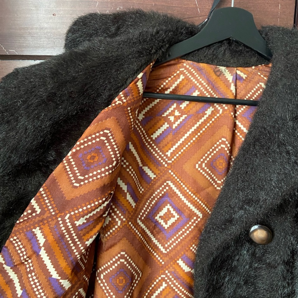 Vintage Faux Fur Coat - Picture 4 of 12